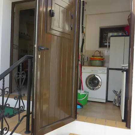 El Alcazar كارفويرو