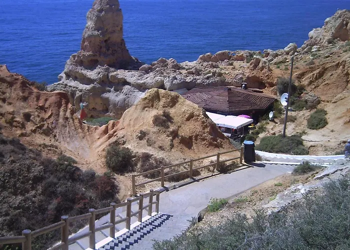 El Alcazar